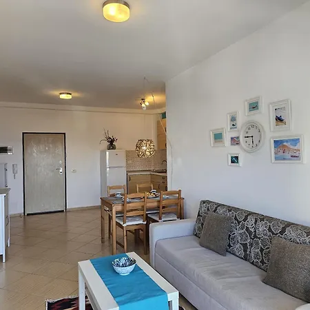 Paul Apartment *